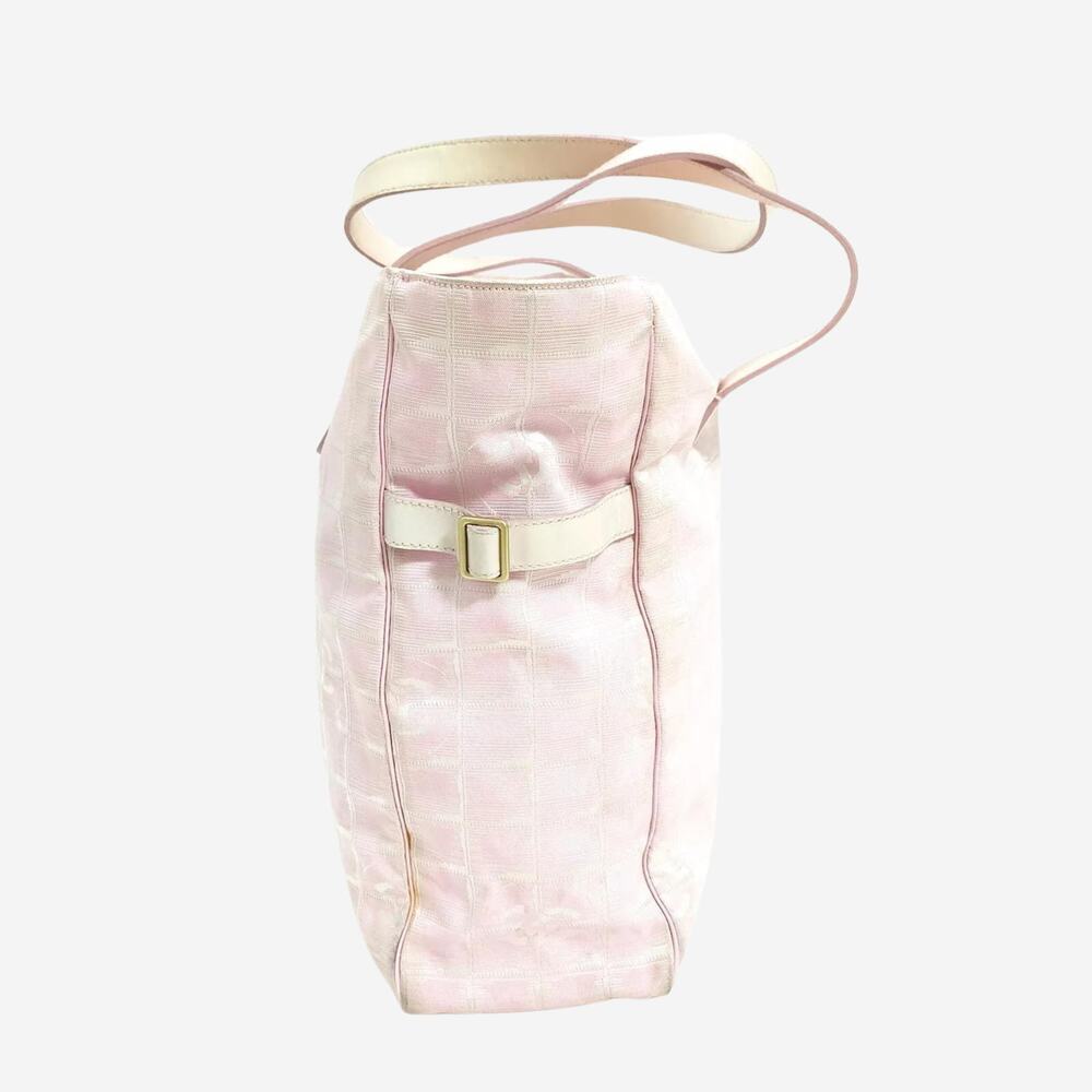 Chanel Pink Nylon Travel Line Tote Bag - Picture 3 of 15